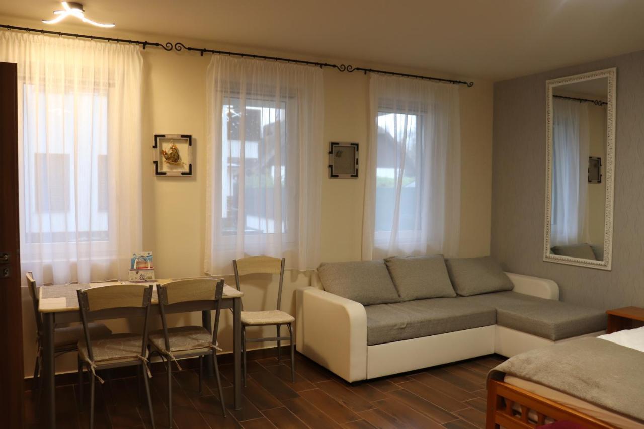 Bee You Apartman Hajdúszoboszló Exterior foto